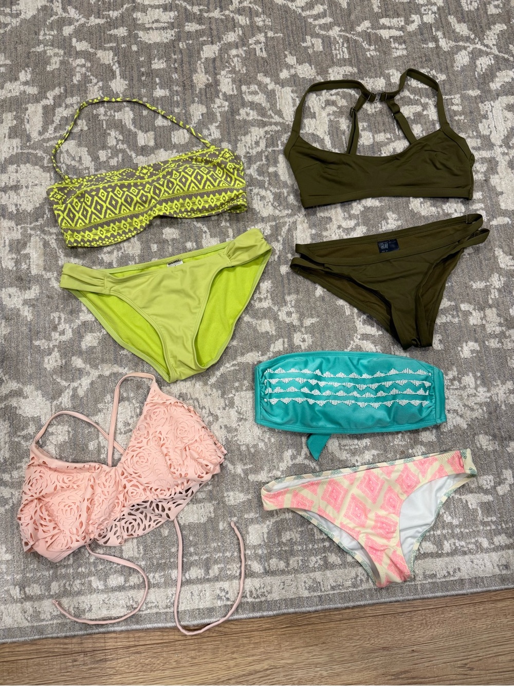 Mixed Bikini M/L Tops and Small Bottoms Lot - H&M, Target, Victoria’s Secret
